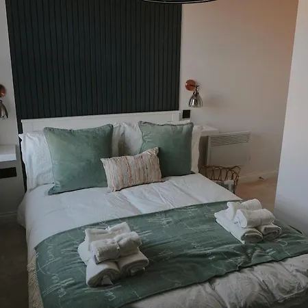 Modern First Floor Apartman York